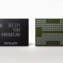Samsung начинает массовое производство вертикальных NAND 8-го поколения